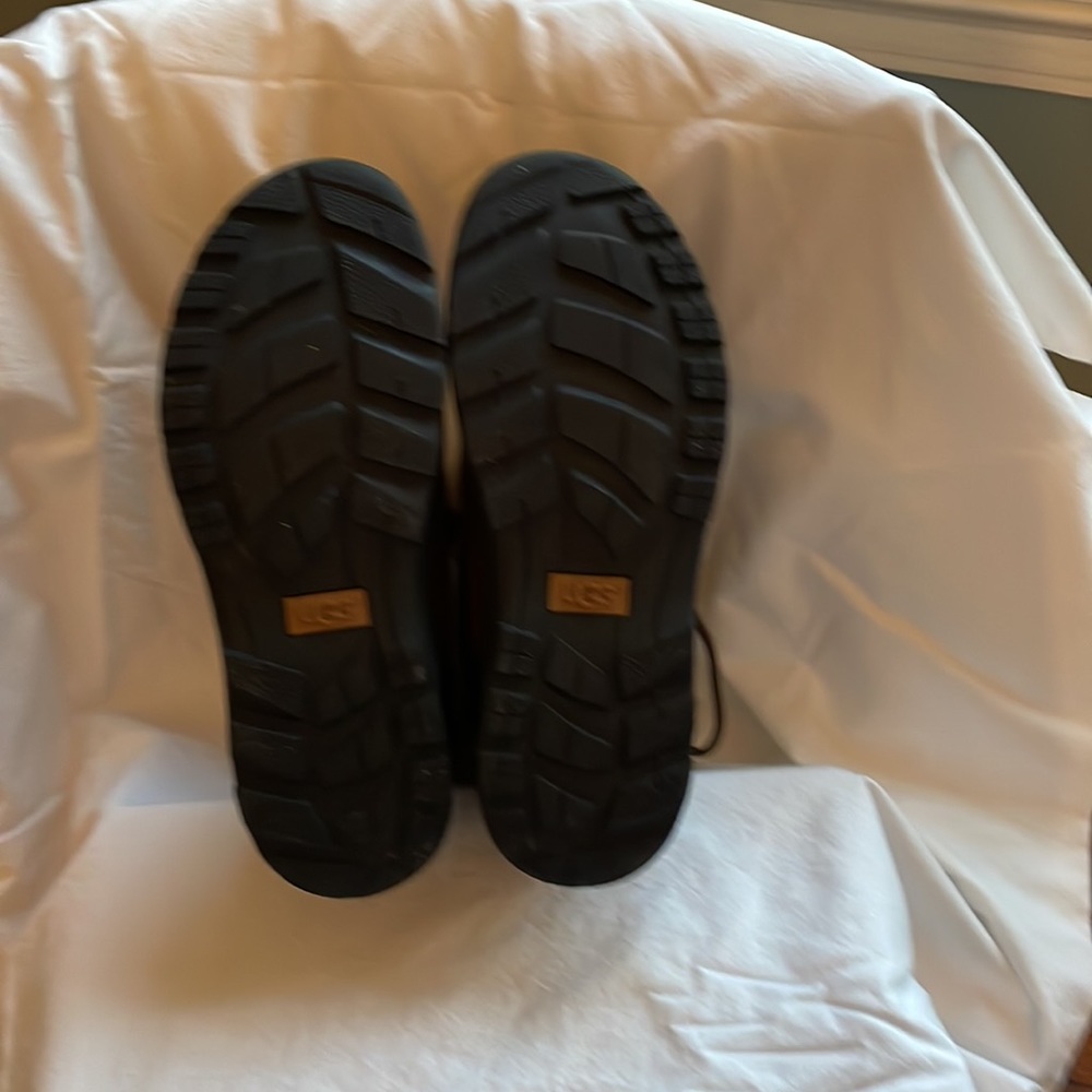 Ugg Adirondack Boot - image 4